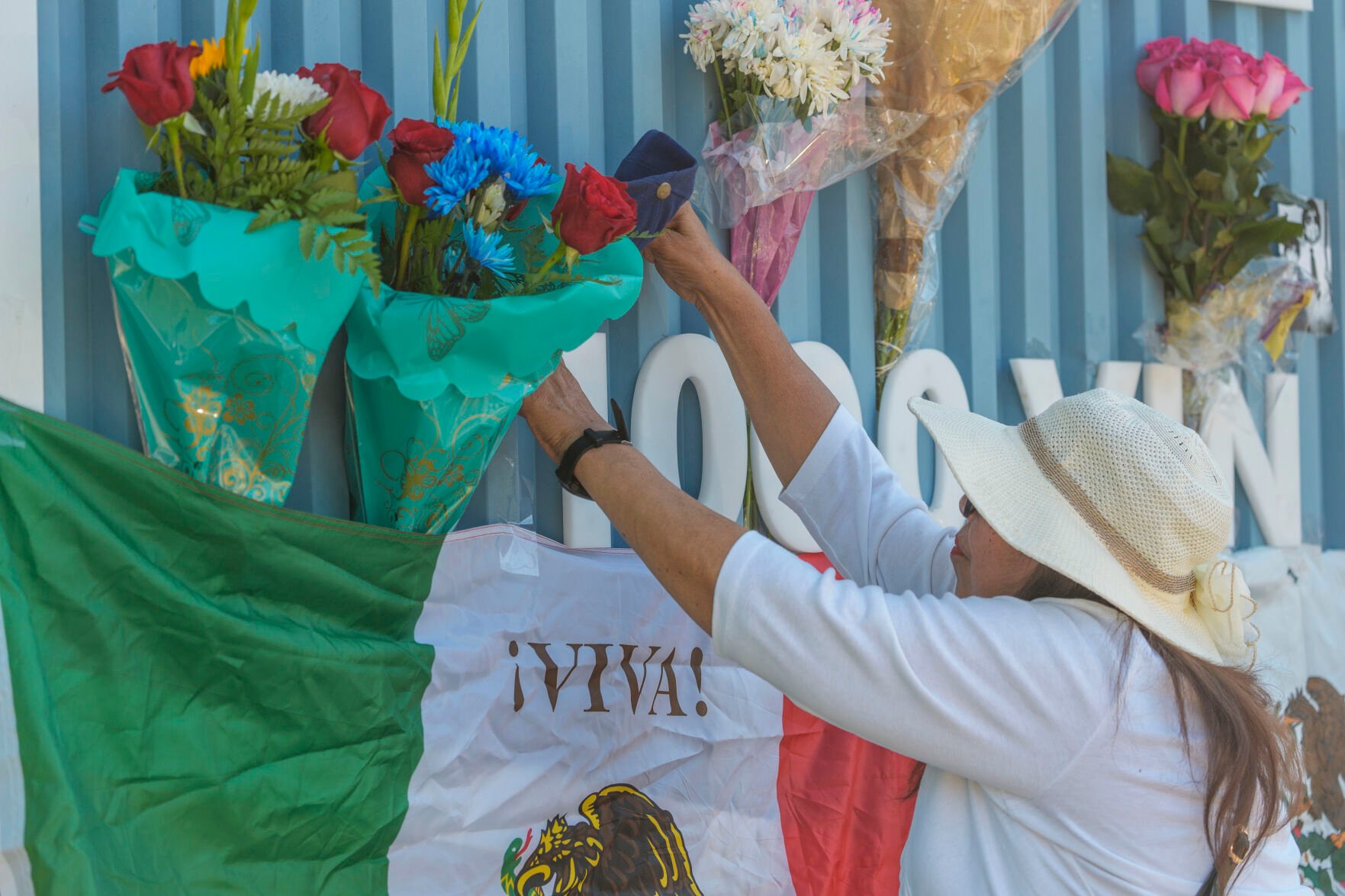 Dodgers Pitcher Fernando Valenzuela Served As A Cultural Ambassador For ...