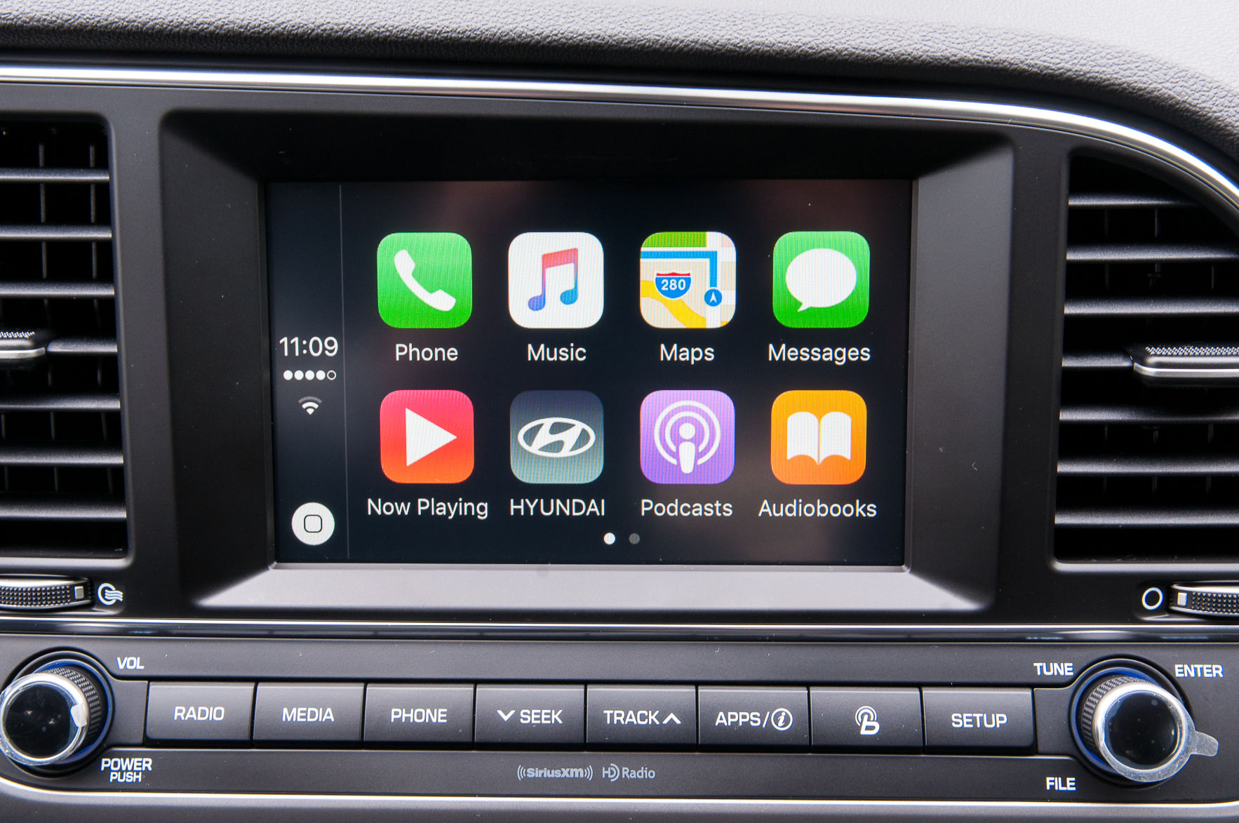 2017 hyundai elantra se 2024 apple carplay