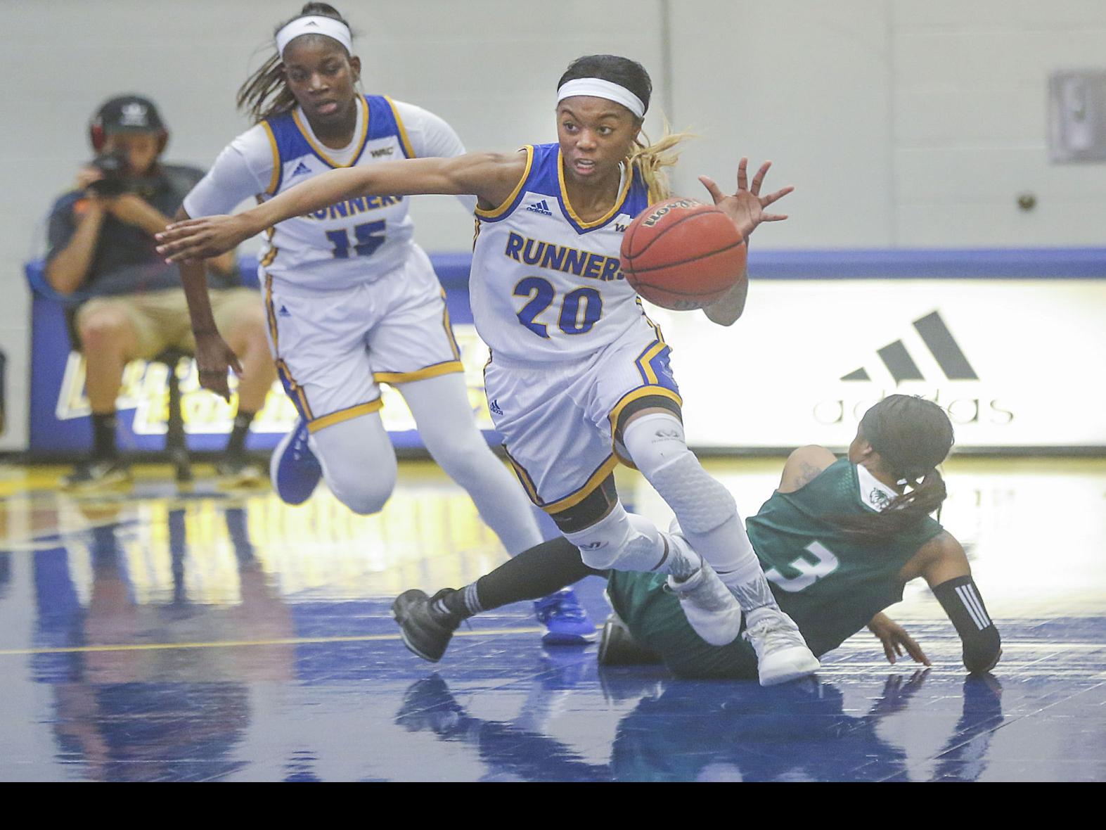 Photo Gallery Csub Women S Basketball Plays Utah Valley Saturday