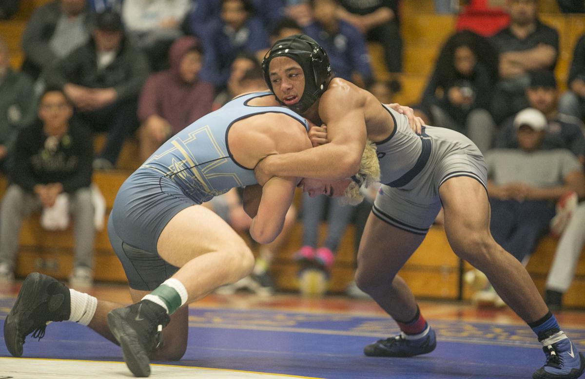 WRESTLING LIVE BLOG Central Section Masters, Day 1 Sports