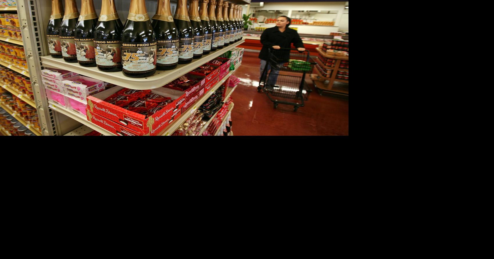 Green Frog Market celebrates 75th anniversary, renovation News