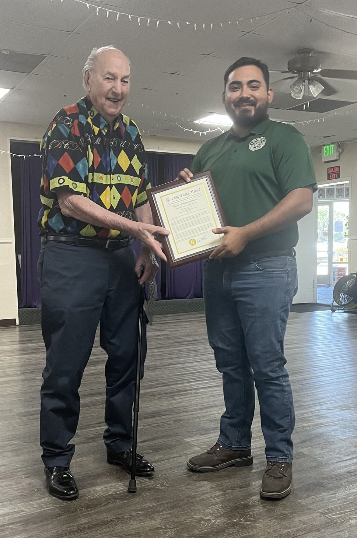 news picture from title