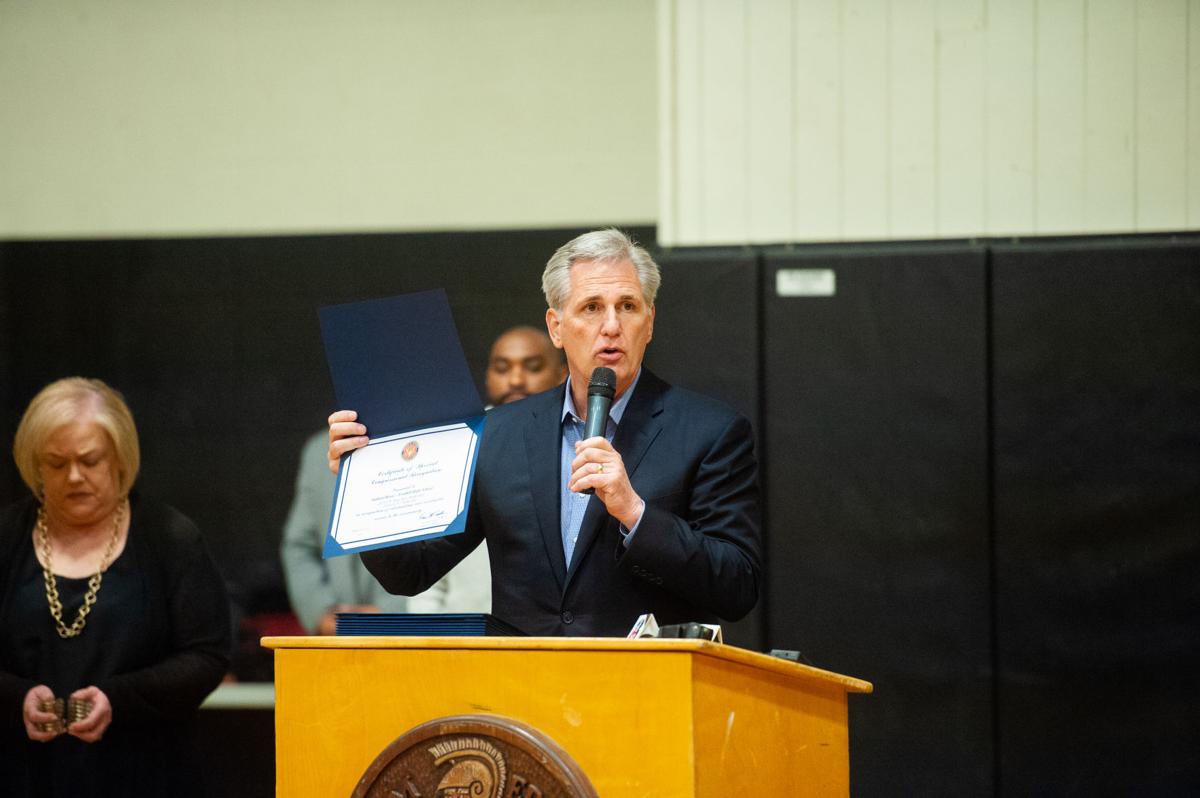 PHOTO GALLERY: Congressman Kevin McCarthy visits Foothill boys basketball team | Multimedia ...
