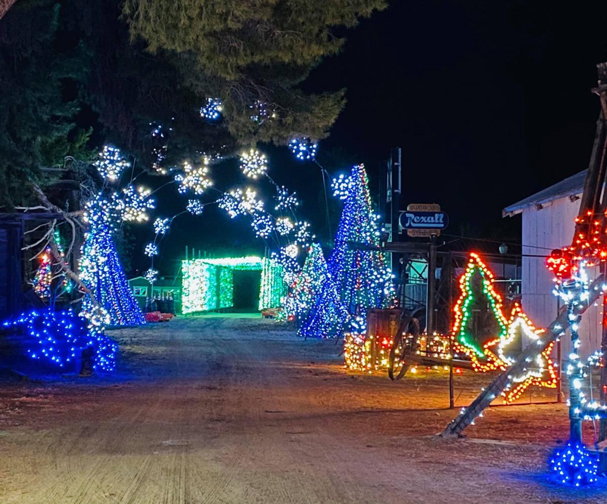 Bakersfield Christmas Town 2022 Light Up The Night At Christmas Town | Entertainment | Bakersfield.com