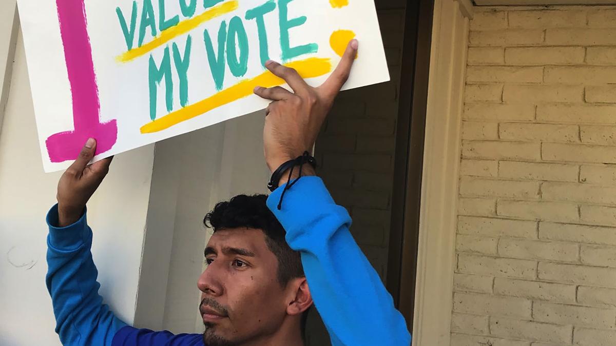 Robert Price Lamont Still Waiting For A High School Considers The Possibilities Robert Price Bakersfield Com Robert Price Lamont Still Waiting For A High School Considers The Possibilities Robert Price Bakersfield Com