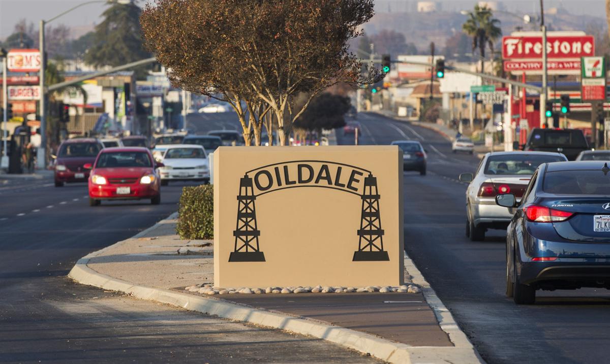 Sign of the times to Oildale! News