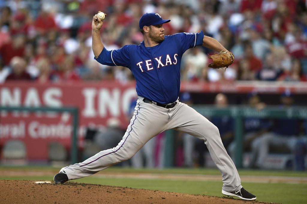 Texas Rangers Call Up Josh Smith, Designate Kole Calhoun for