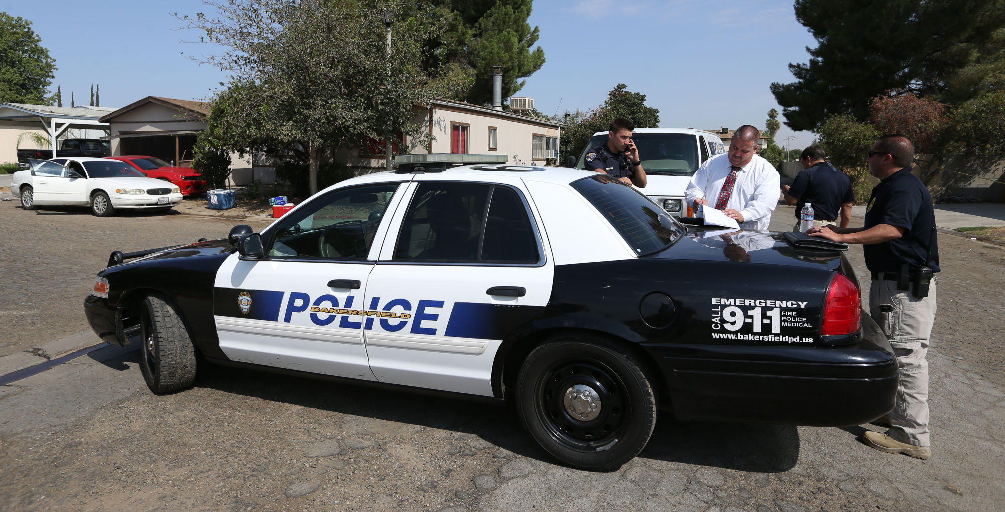 Two Bakersfield Police Officers Shot, Suspect Killed In Wednesday Night ...