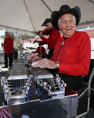 Friends, fans in shock over death of local steel guitar legend Larry Petree and wife, Betty | News | bakersfield.com