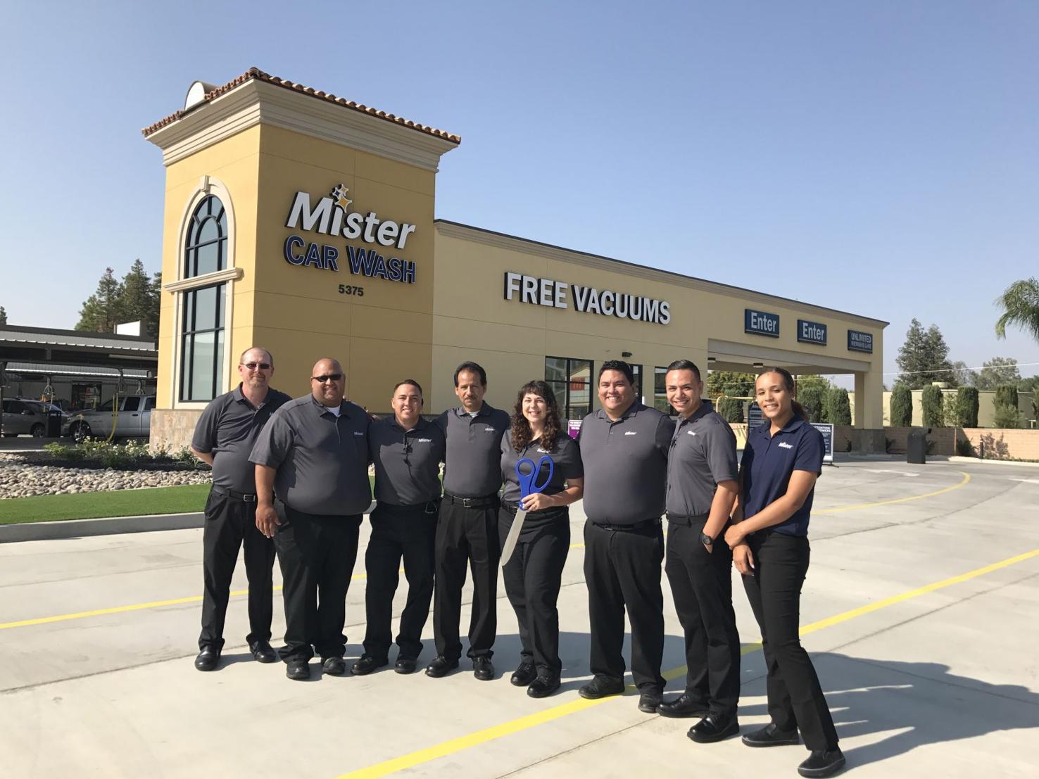 Car wash opens on Olive Drive, offers complimentary washes Business