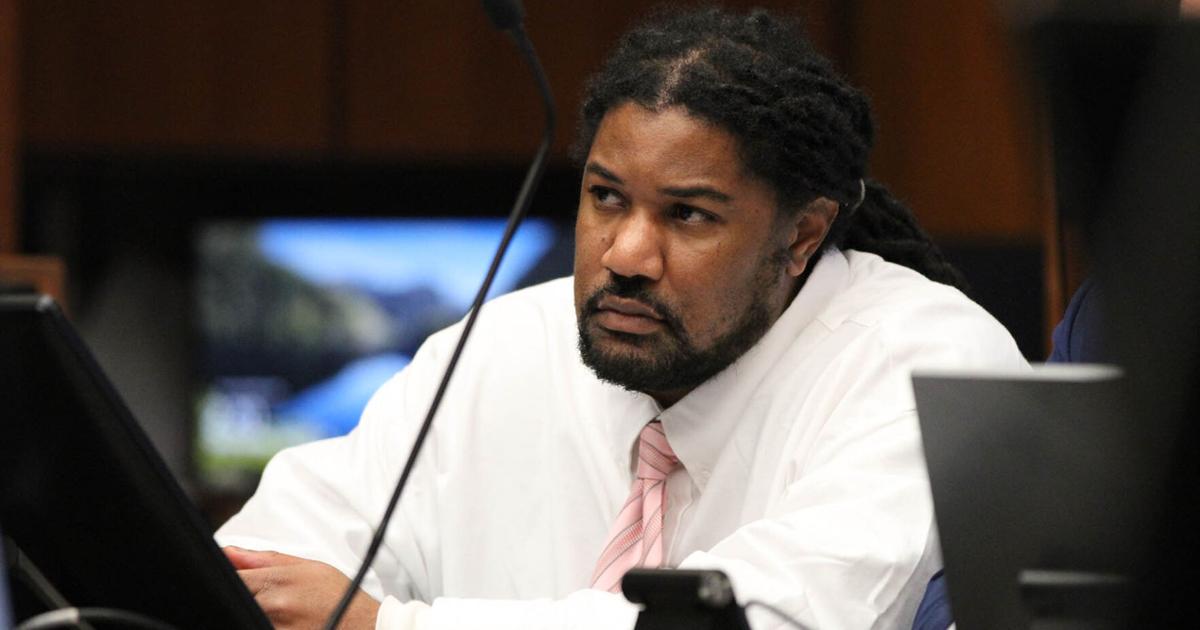 '16 decisions to kill': Prosecutor cites shell casings in killing of 5 ...