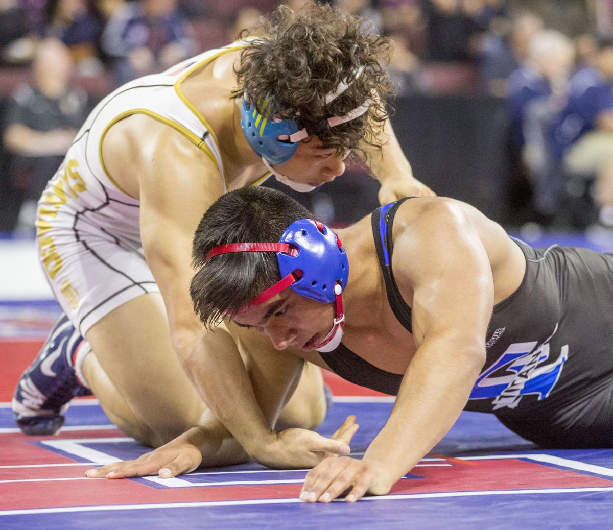 PHOTO GALLERY CIF State Wrestling Championships at Rabobank Arena