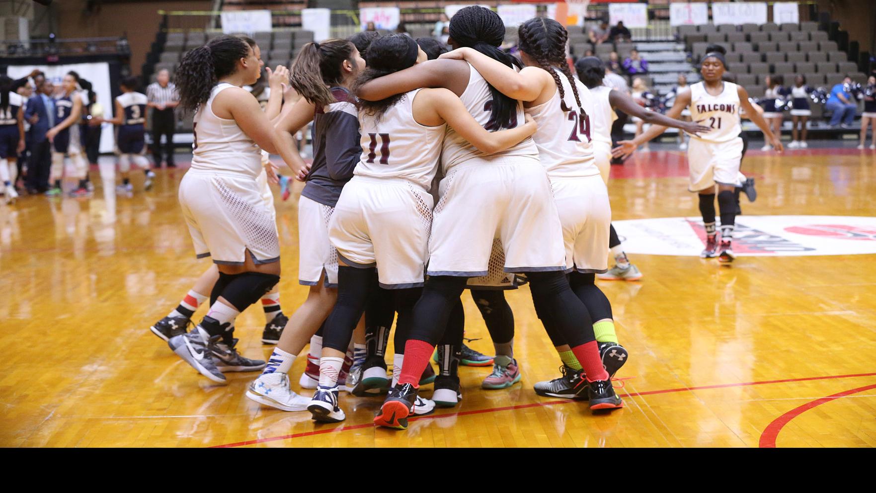 Kern County Basketball Teams All On The Road To Open Socal