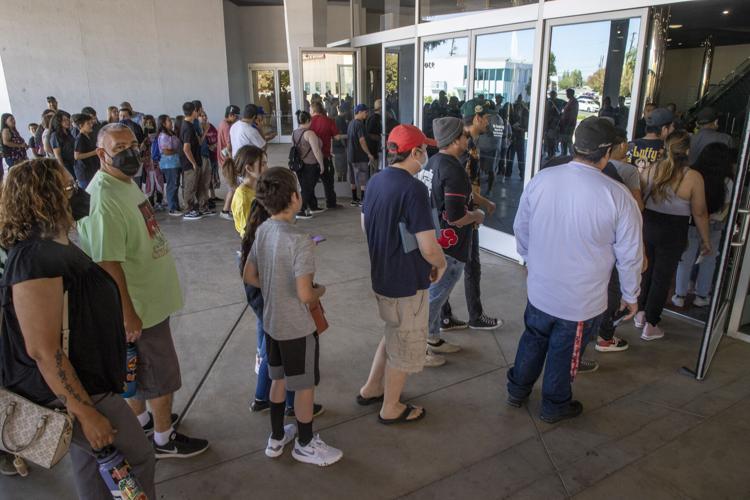 PHOTO GALLERY Bakersfield CollectorCon 2022 Tbc Blox Images