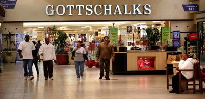 Q&A: The differences between an outlet and mall store