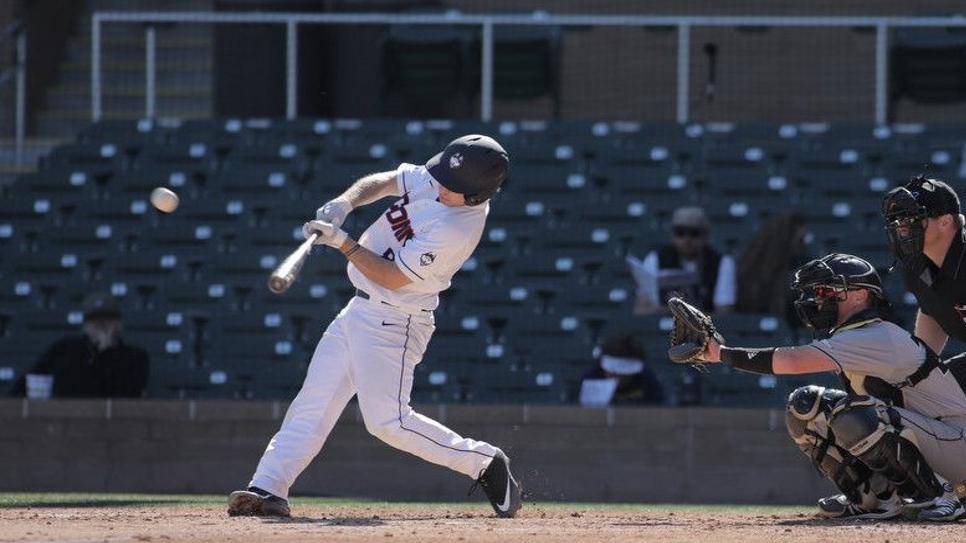 Bushling Finds Success In Attack Mode At Uconn Bvarsity Bakersfield Com