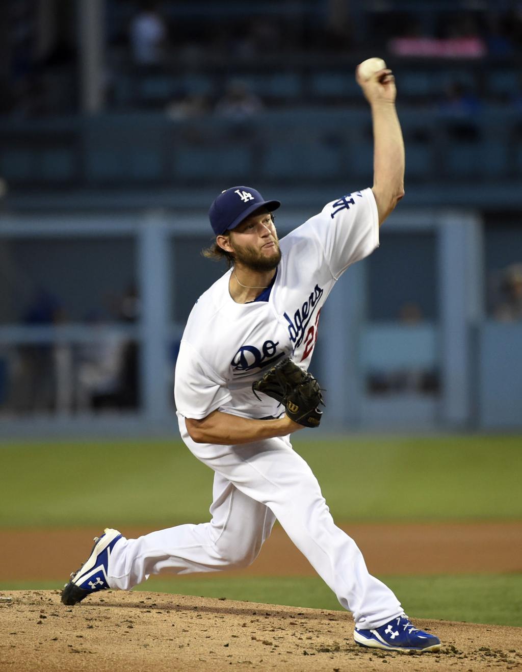 M's strike out 14 times in loss to Dodgers