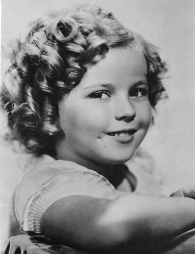 Shirley Temple, iconic child star, dies at 85 | News 