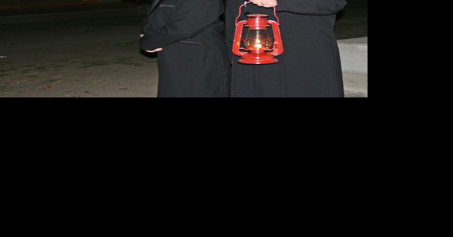 Halloween’s coming Walking the streets of haunted Bakersfield