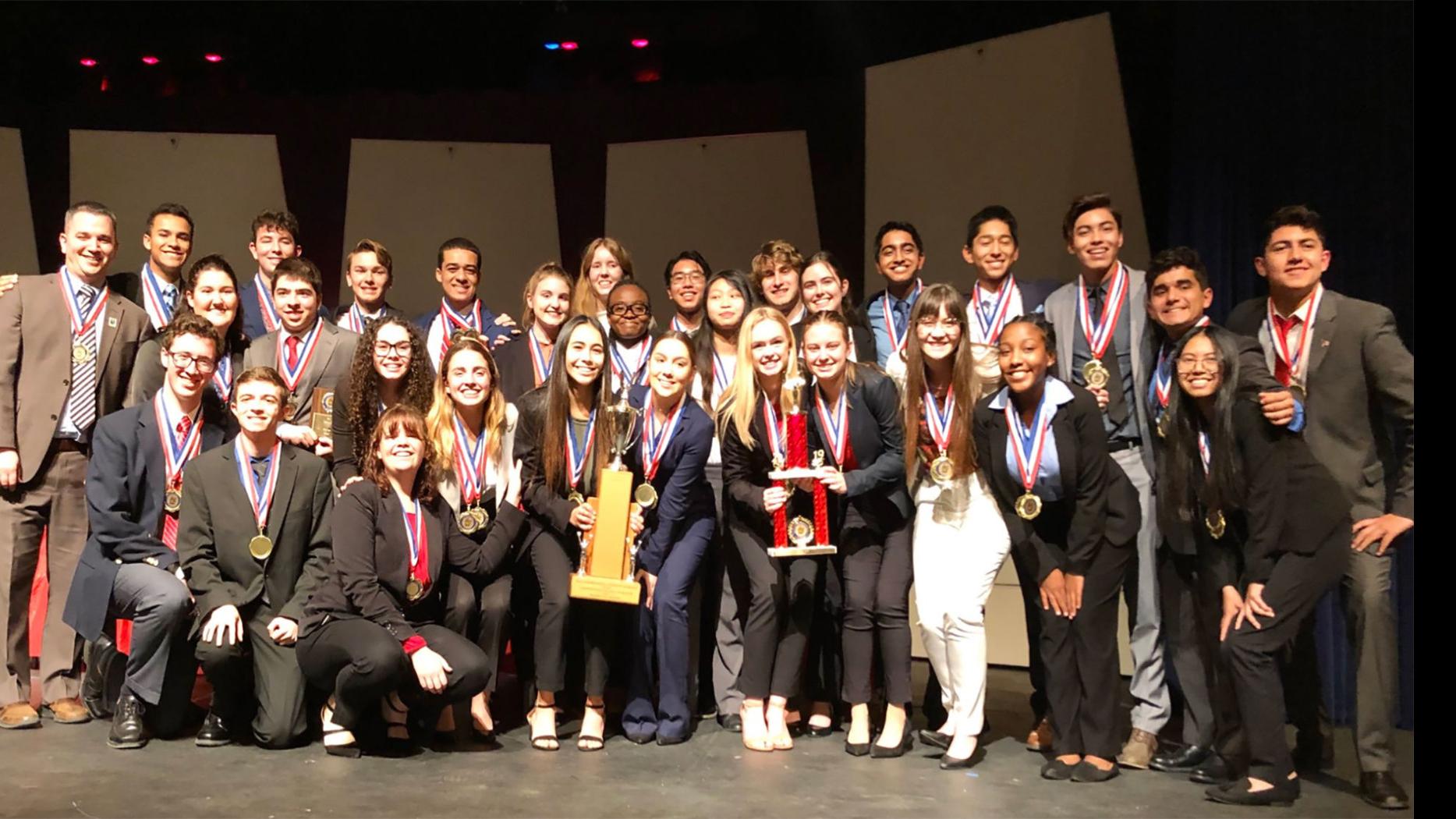 Centennial High School Named We The People Regional Champions News Bakersfield Com