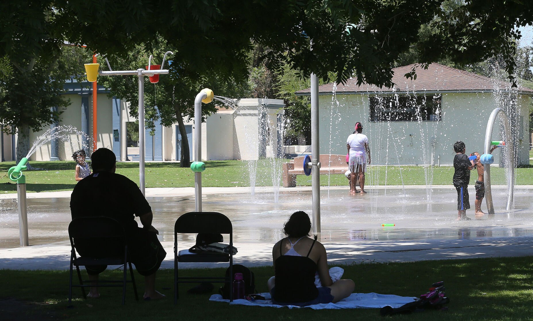 Get Out Enjoy The City S Spray Parks Bakersfield Life Bakersfield Com   60e62af99b350.image 