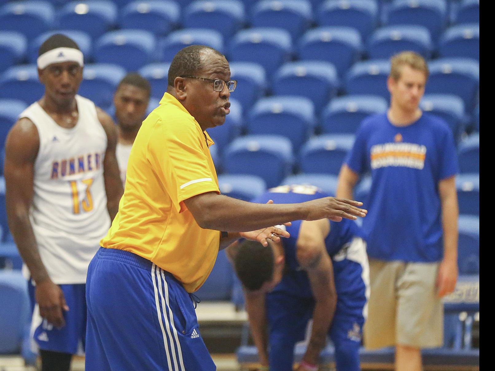 Csub Reveals 2019 20 Men S Basketball Schedule College