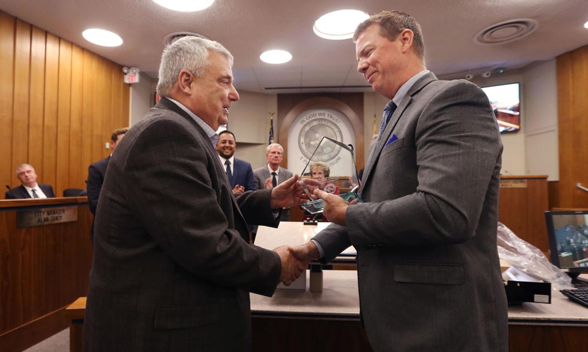 ROBERT PRICE: A raise for the City Council? 63 years since last one, it  could be on the table | Robert Price | bakersfield.com