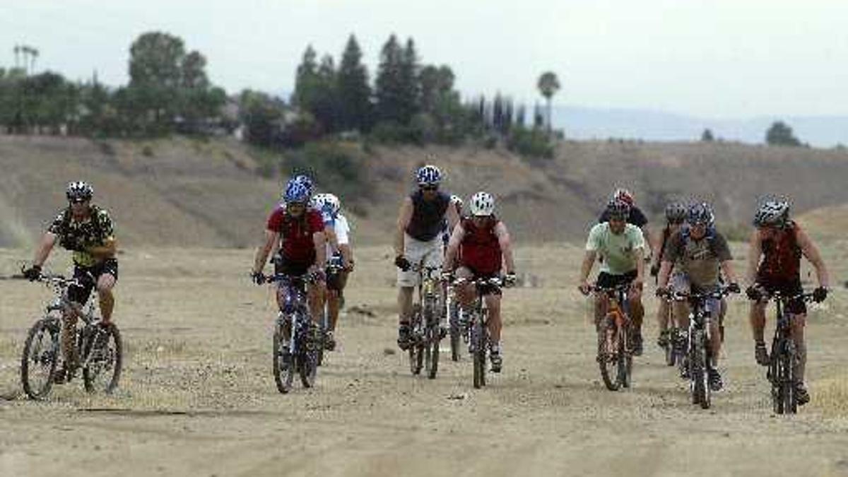 Fun In Them Thar Hills Entertainment Bakersfield Com Fun In Them Thar Hills Entertainment Bakersfield Com