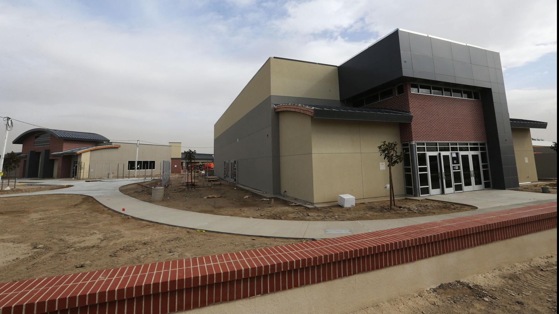 Pbvusd Leaves Room For Rapid West Side Growth In Approving New School Boundaries News Bakersfield Com Craft & quilt fair aqc aec crafters fair stitches and craft show & scrapbook expo. pbvusd leaves room for rapid west side