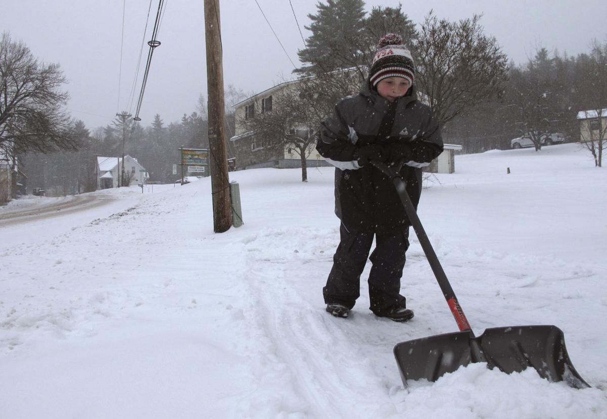 PHOTO GALLERY Record cold follows early snowstorm over much of eastern