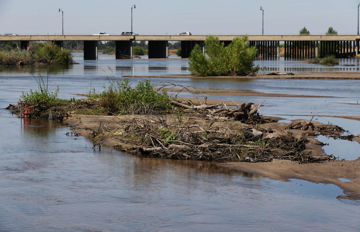 Watermaster and city agree Water in the Kern River through Bakersfield