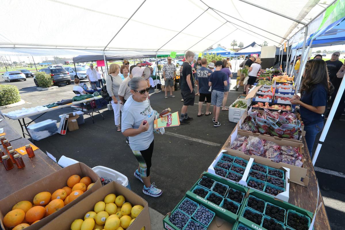 Farmers market raises money for garden at Lamont’s Boys & Girls Club