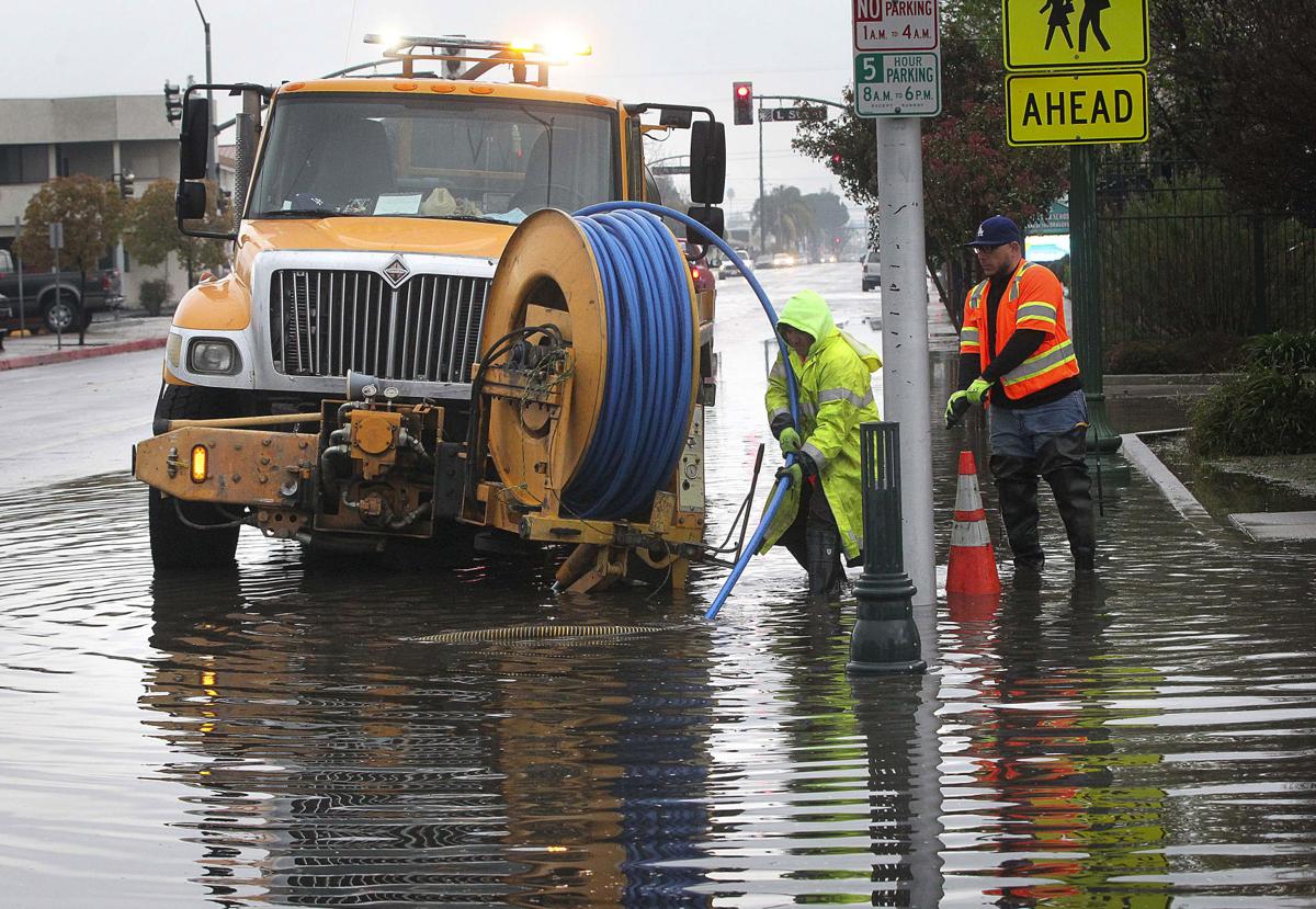 Recent rains help drop Kern County drought severity News