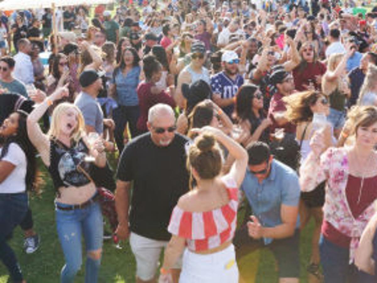 Return Of The Mac Popular Cheesy Festival Returns For Year Six Food Bakersfield Com Mac And Cheese Festival Bakersfield 2022