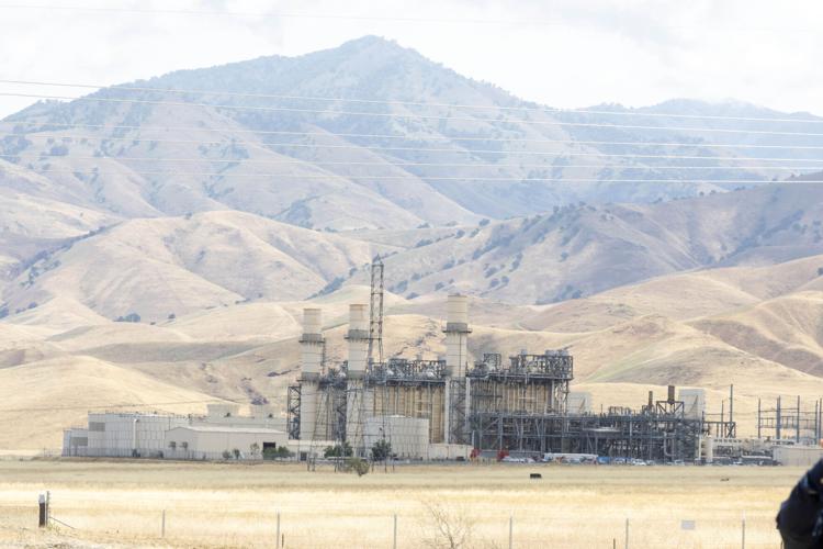 Pastoria Solar Project completes 'trifecta' of solar, battery and efficient  natural gas generation | News | bakersfield.com