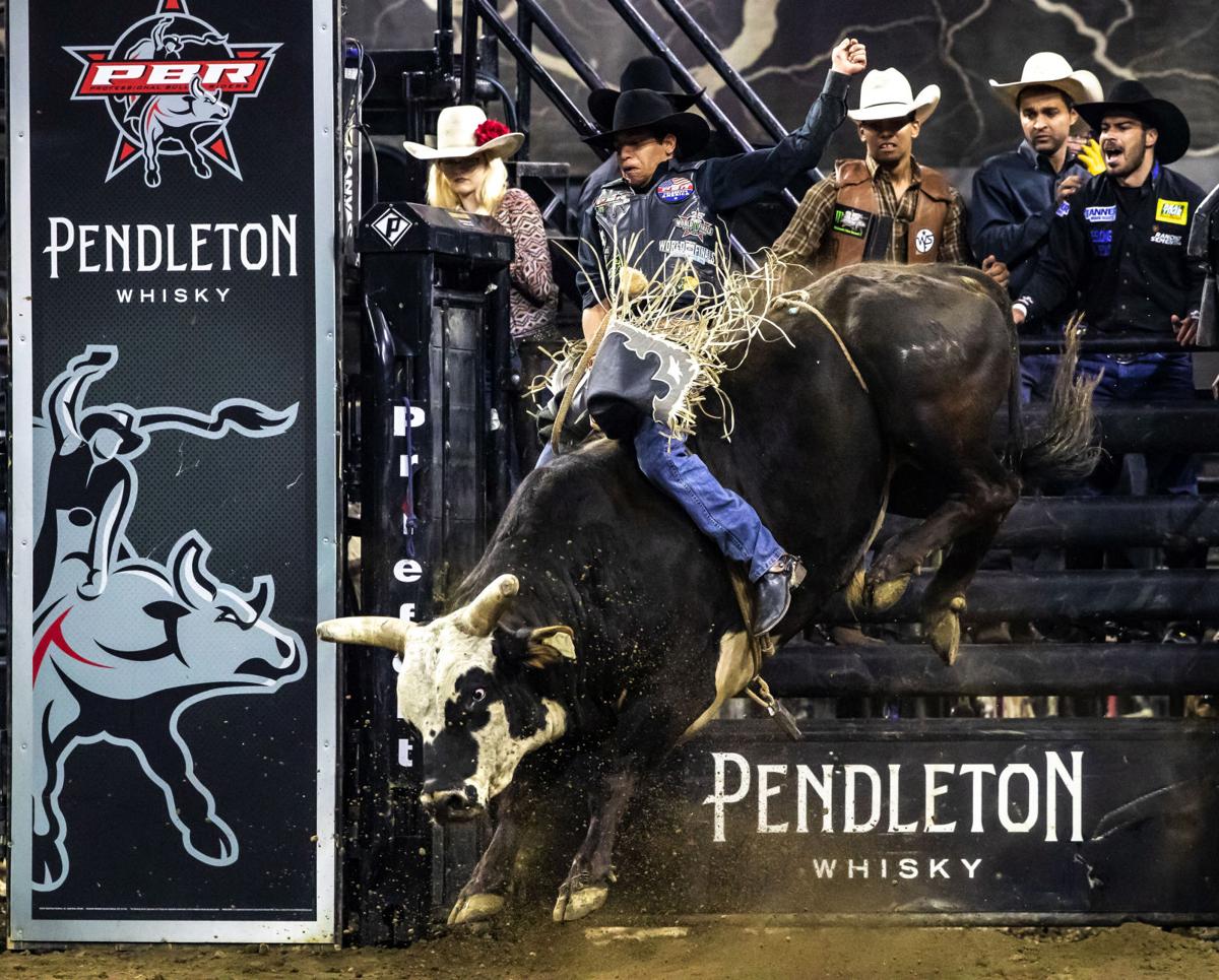 PHOTO GALLERY Bull riders roll into Rabobank Arena Photo Galleries