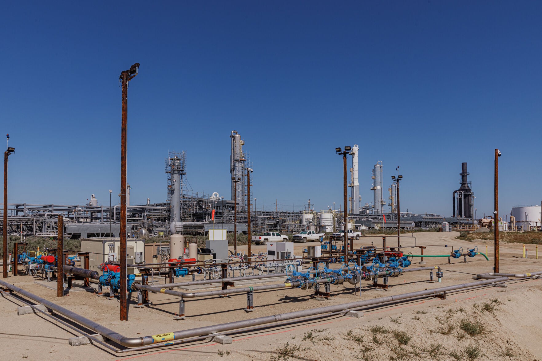 bakersfield.com - BY JOHN COX
jcox@bakersfield.com - Sierra Club opposes CRC's proposal for more power from gas-fired power plants fitted with carbon burial