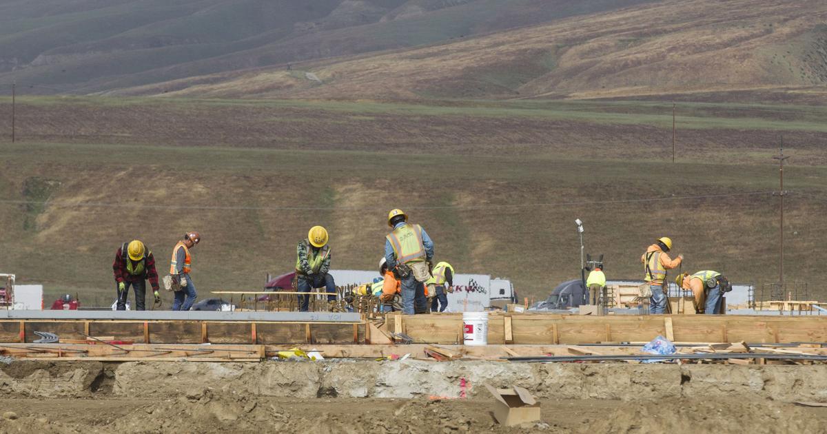Construction begins on Tejon Ranch distribution center | News ...