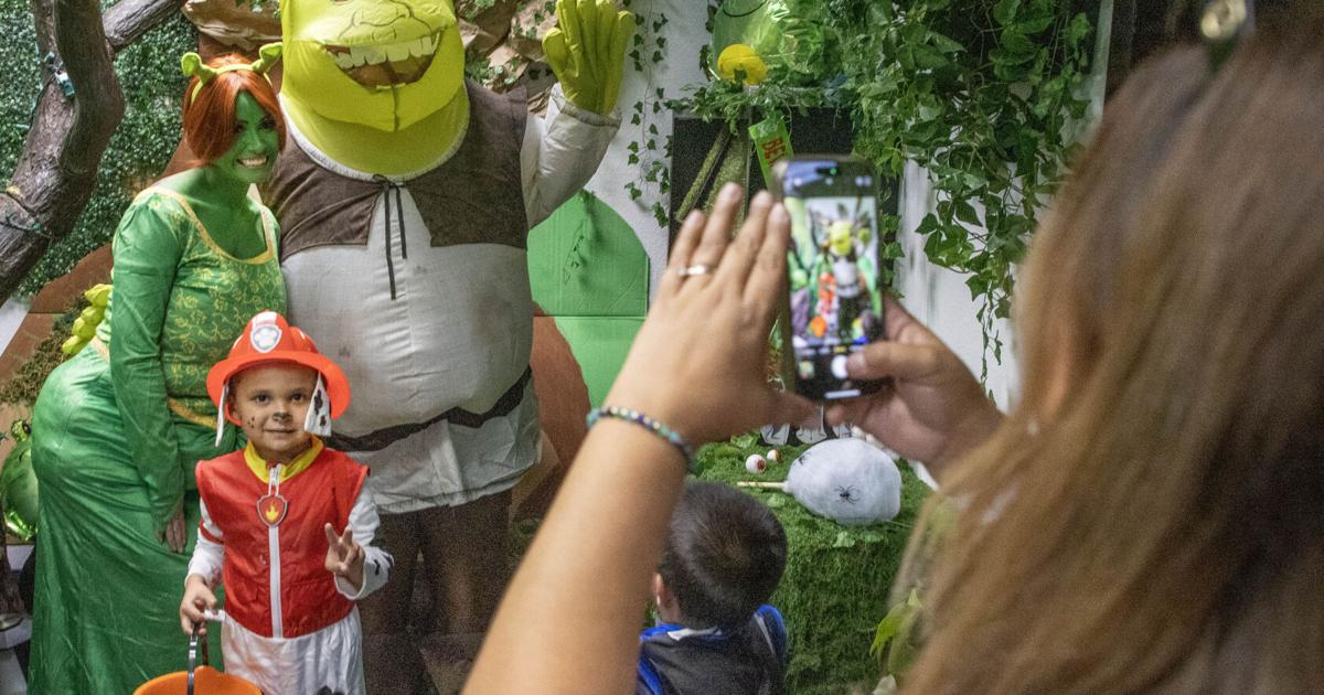 Bpd Fun PHOTO GALLERY: The law meets fun: BPD hosts HalLAWeen for an estimated ...