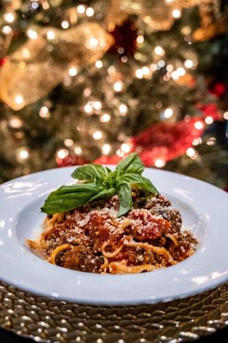 PETE TITTL: New options sprout at Petroleum Club | Food | bakersfield.com