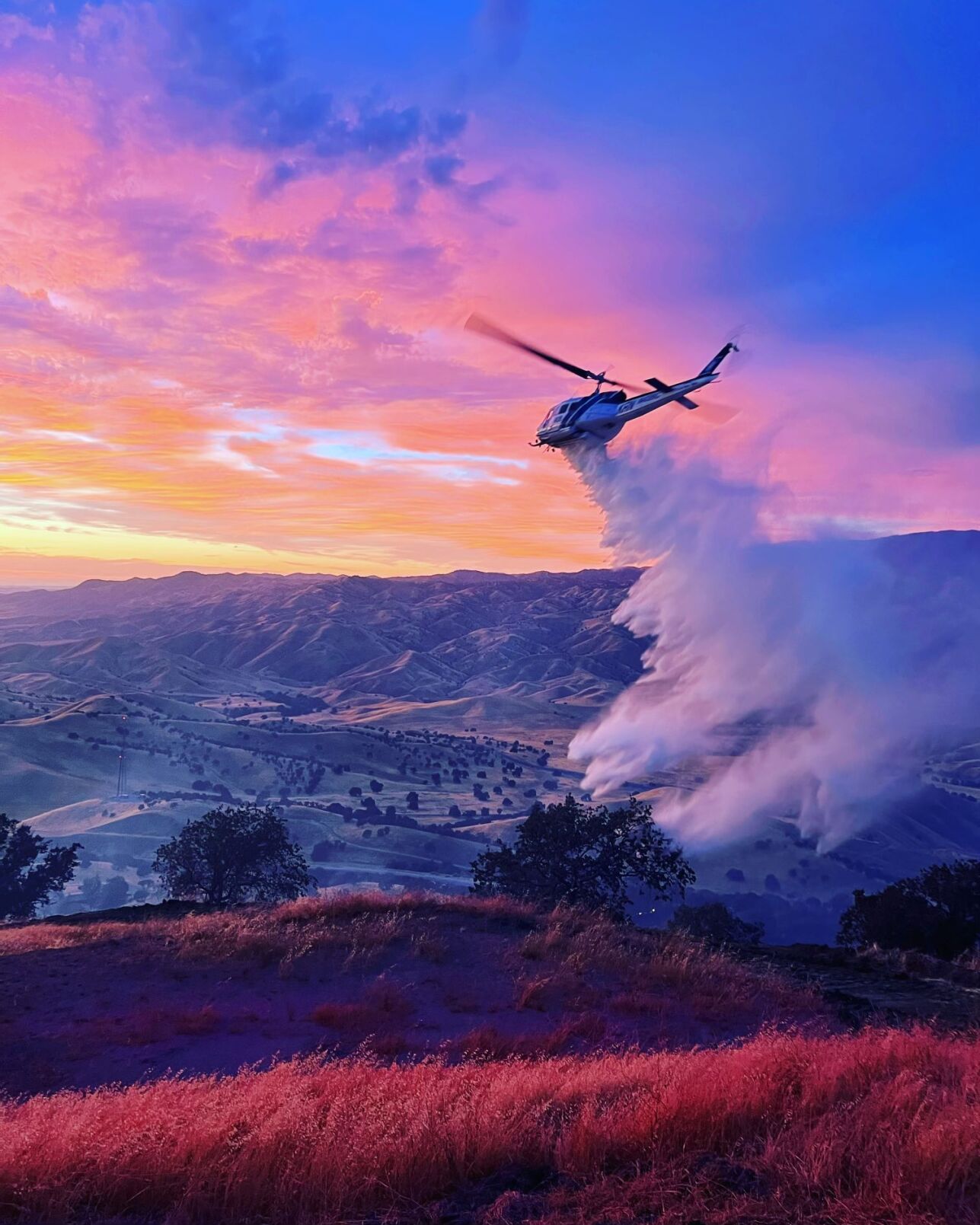 UPDATED Nearly 1 300 Acre Fire In Northeast Bakersfield Latest Of 3   64c97c765d771.image 