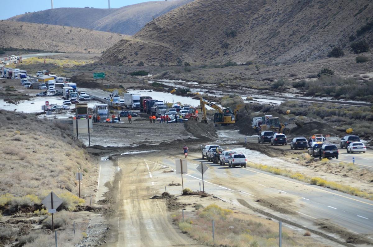 PHOTO GALLERY Tehachapi flash flooding strands hundreds of travelers