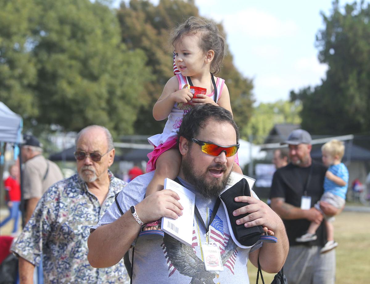 PHOTO GALLERY: Kern County Veterans Stand Down | Multimedia | bakersfield.com