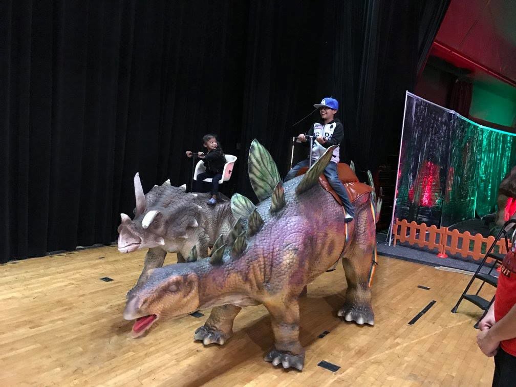 dinosaur tour near me