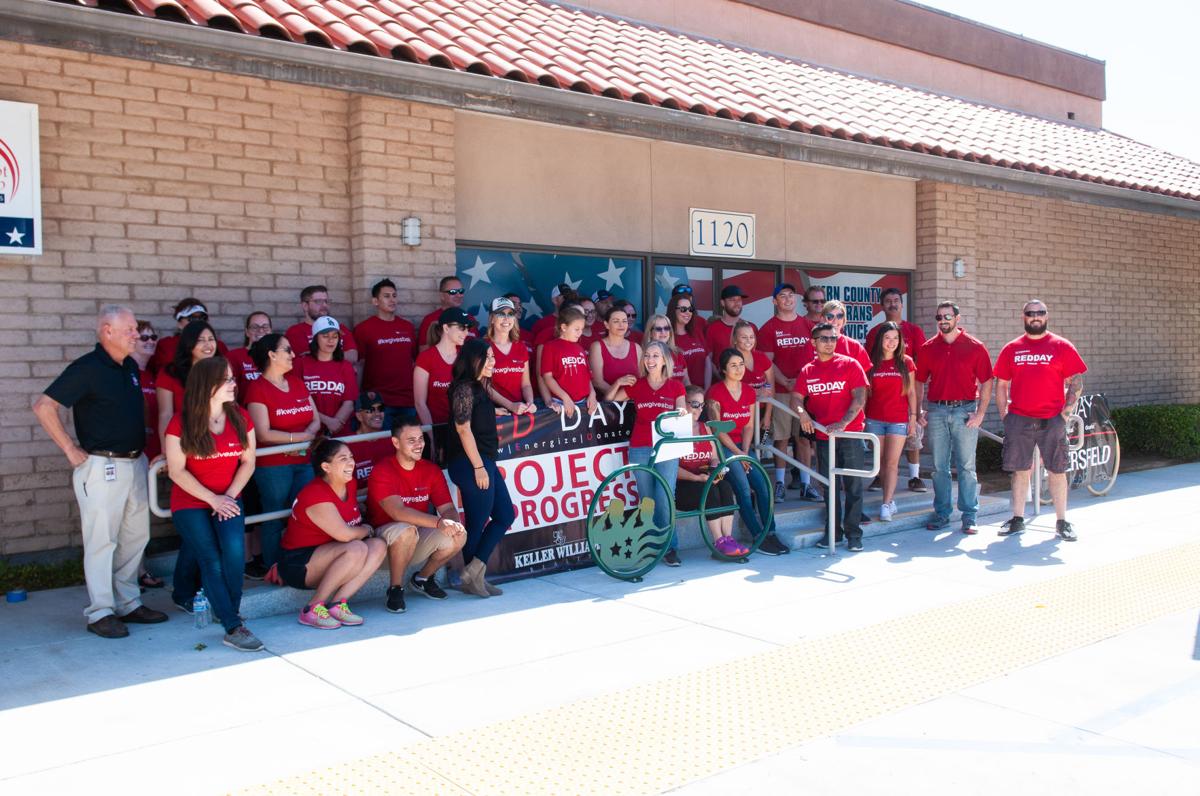 Volunteers spruce up Kern County Veterans office, feed local vets