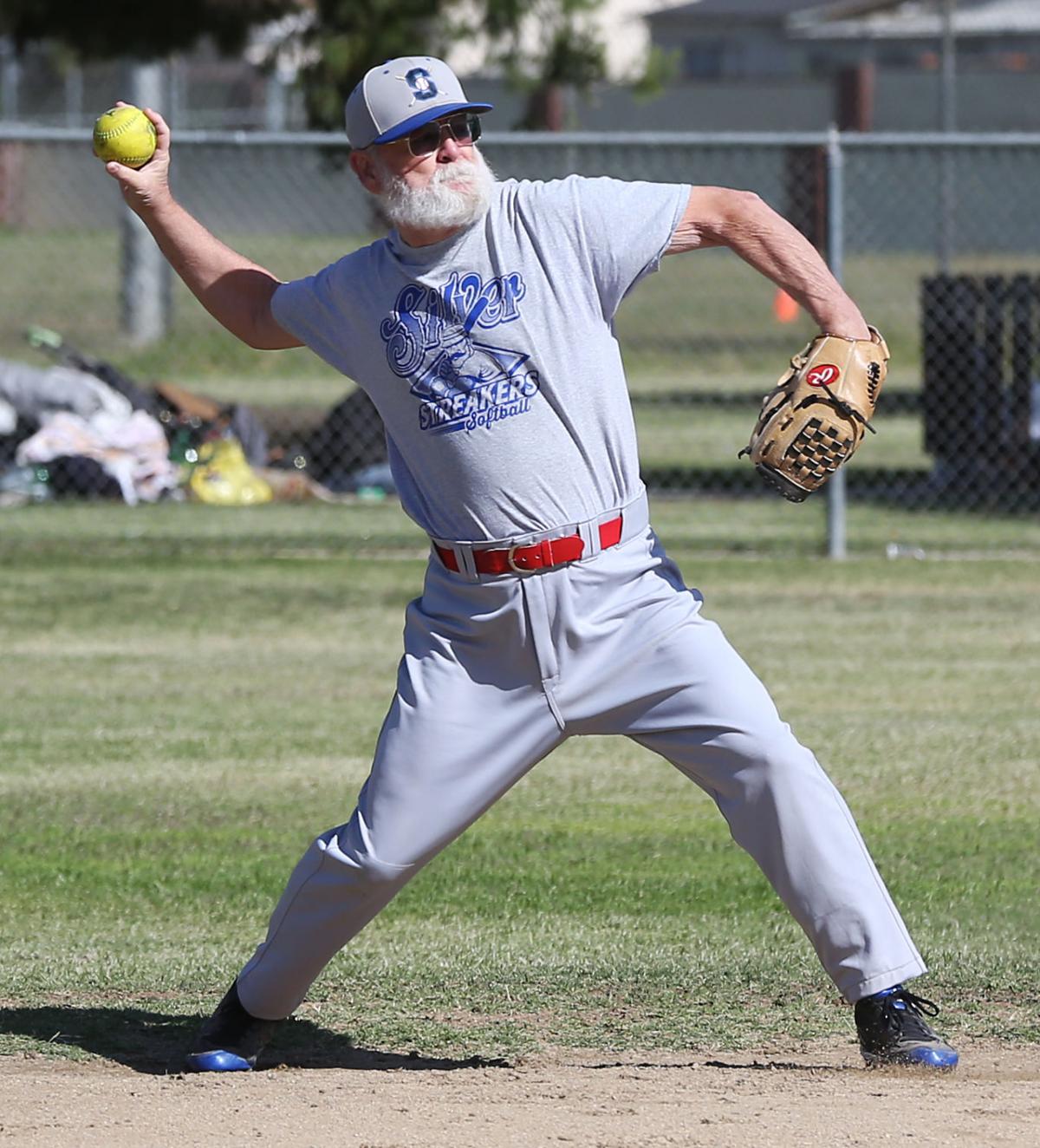 Photo Gallery Senior Softball! Entertainment
