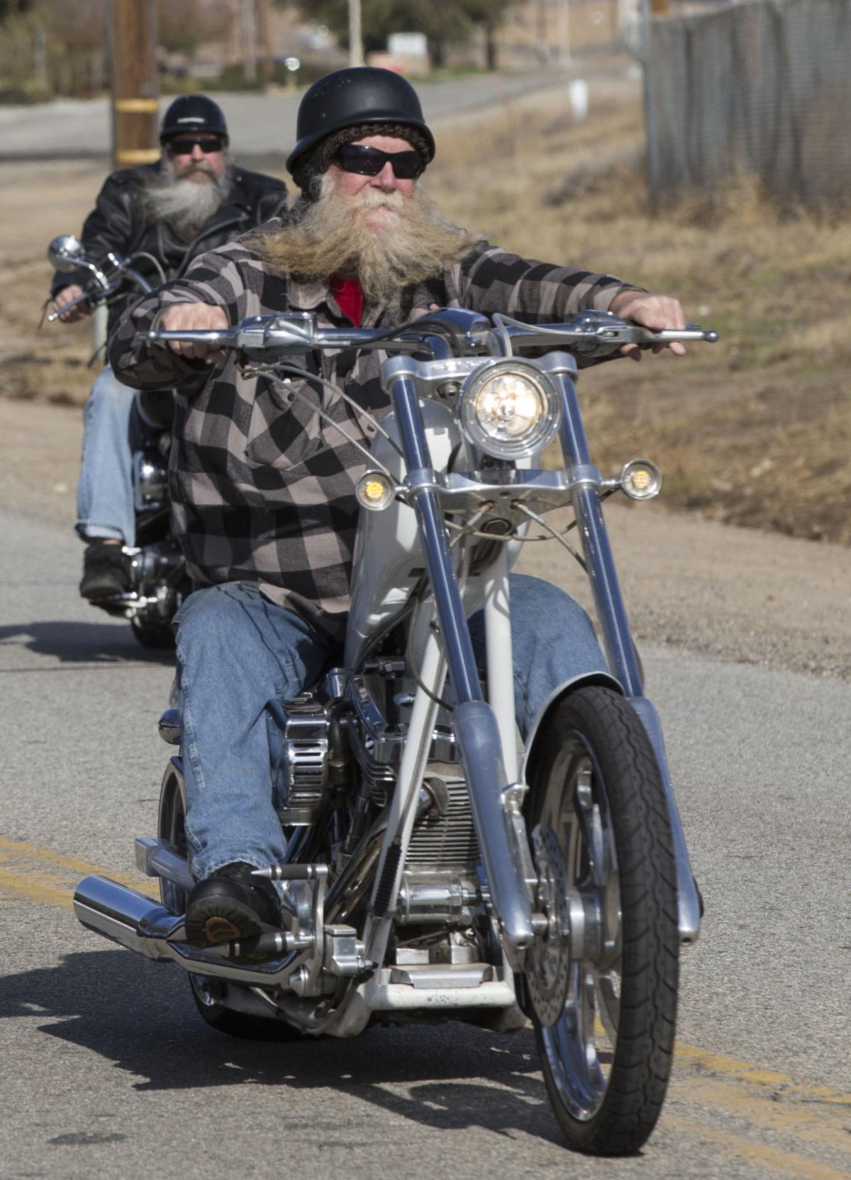 PHOTO GALLERY Oildale Toy Run