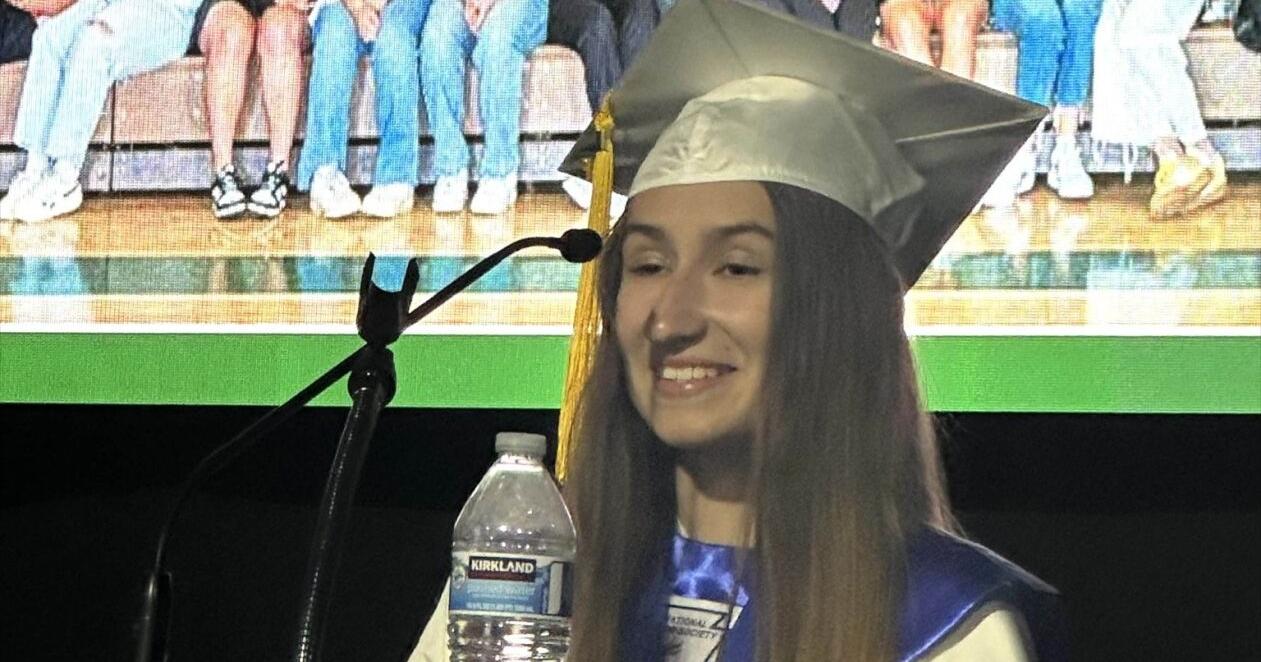 Garces honors its best at 76th annual commencement ceremony - Vimarsana News