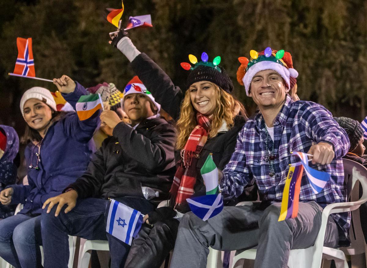 Bakersfield Christmas Parade 2022 Bakersfield Christmas Parade kicks off holiday season News