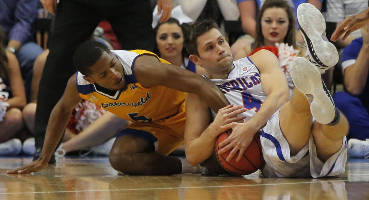 Nyc Bound Roadrunners Hold Off Ut Arlington To Reach Nit